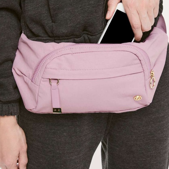 Lululemon On The Beat Belt Bag - Picture 3 of 12